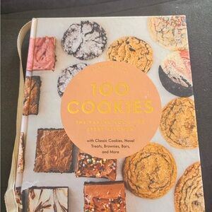 100 Cookies Baking Book